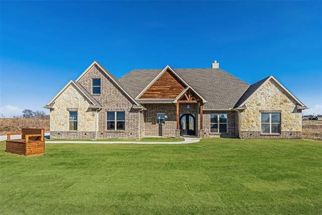 Unit for sale at 1950 County Road 2513, Decatur, TX 76234