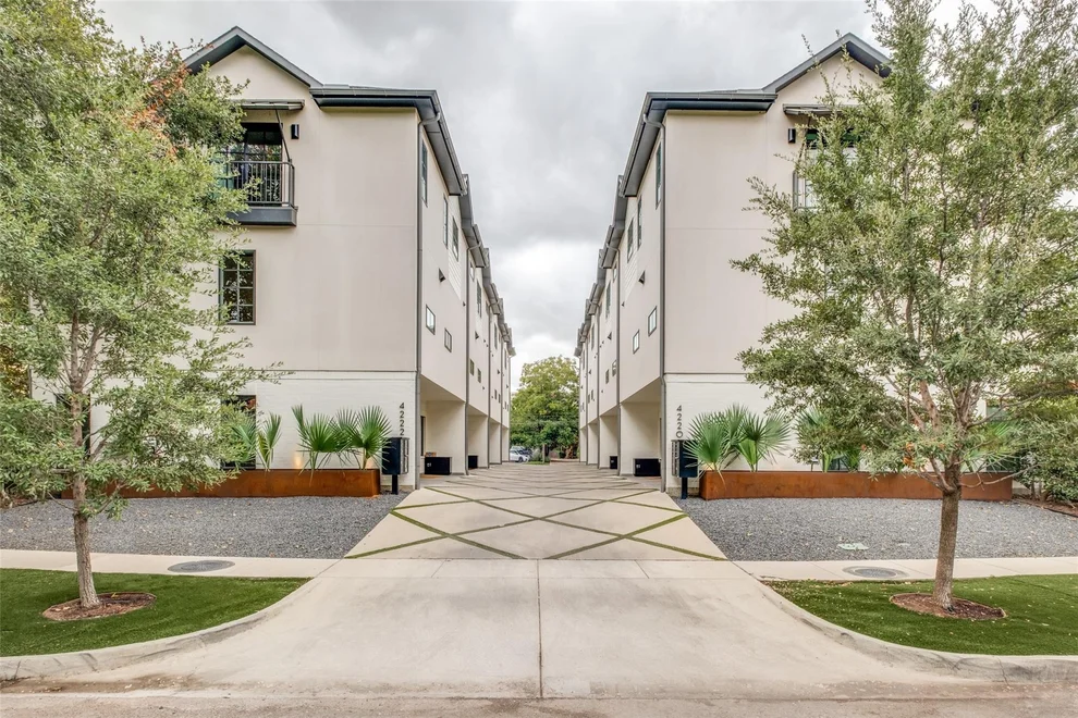 Unit for sale at 4222 Hawthorne Avenue, Dallas, TX 75219
