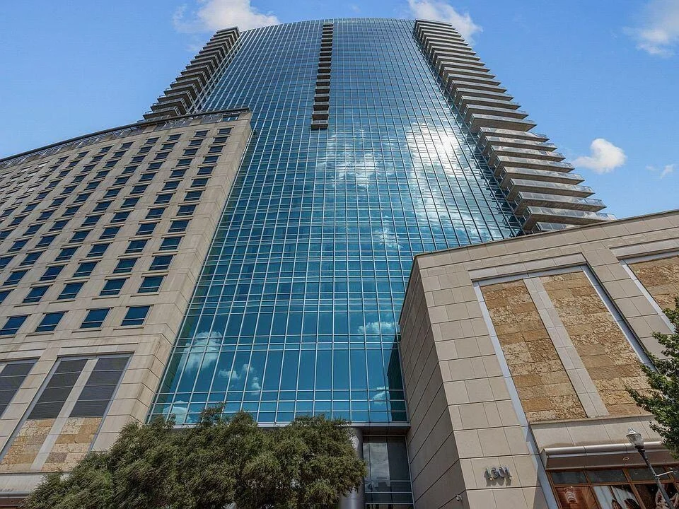 Unit for sale at 1301 Throckmorton Street, Fort Worth, TX 76102
