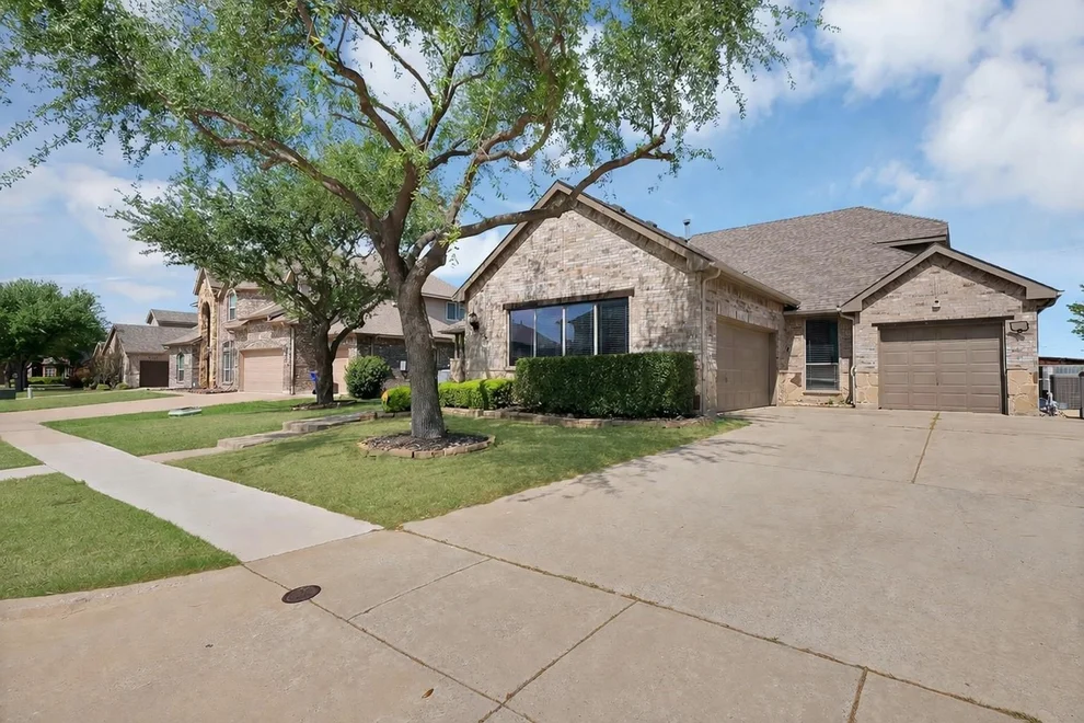 Unit for sale at 917 White Porch Avenue, Forney, TX 75126