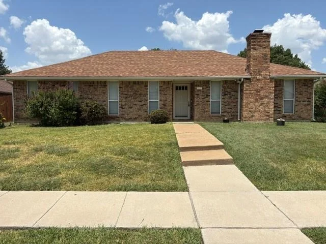 Unit for sale at 1611 Steenson Drive, Carrollton, TX 75007