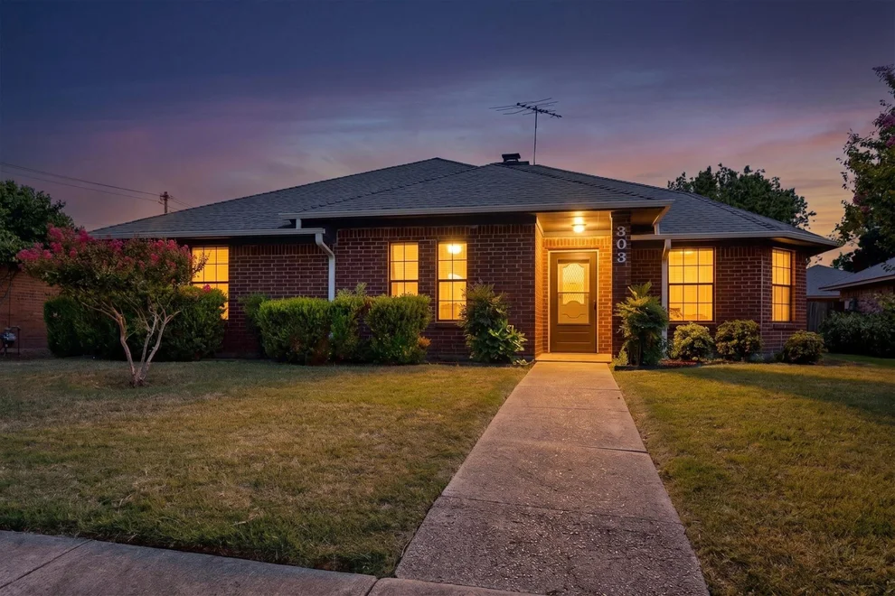 Unit for sale at 303 Stoneybrook Drive, Wylie, TX 75098