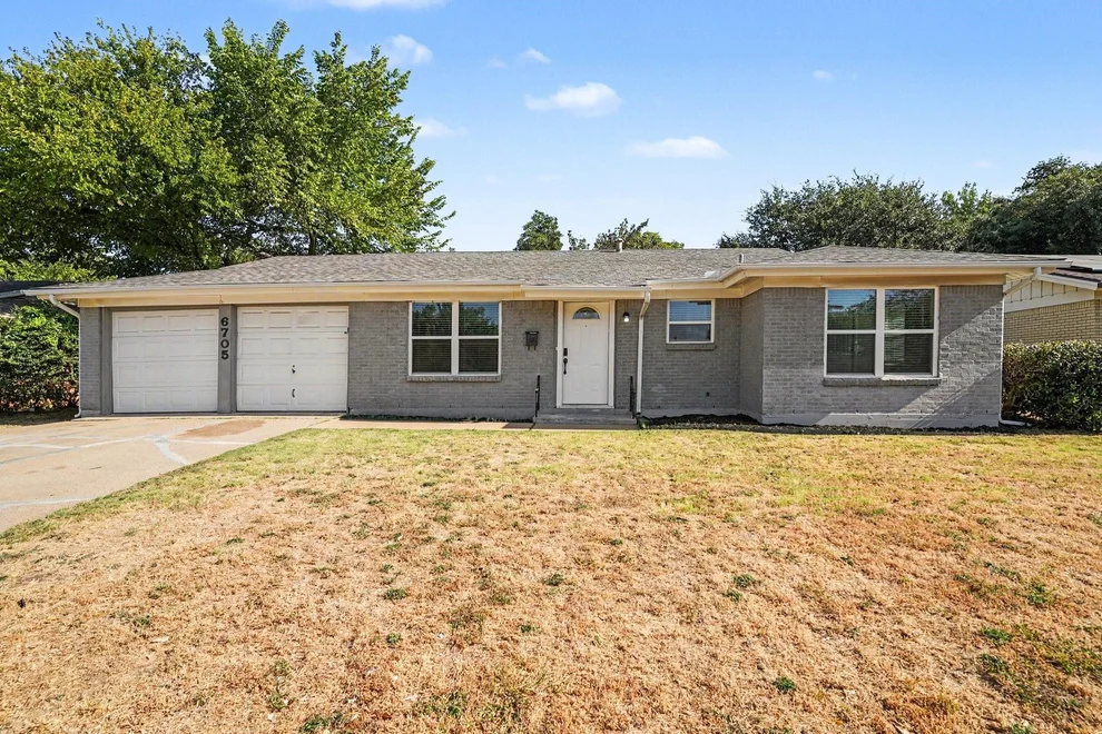 Unit for sale at 6705 Yosemite Drive, Fort Worth, TX 76112