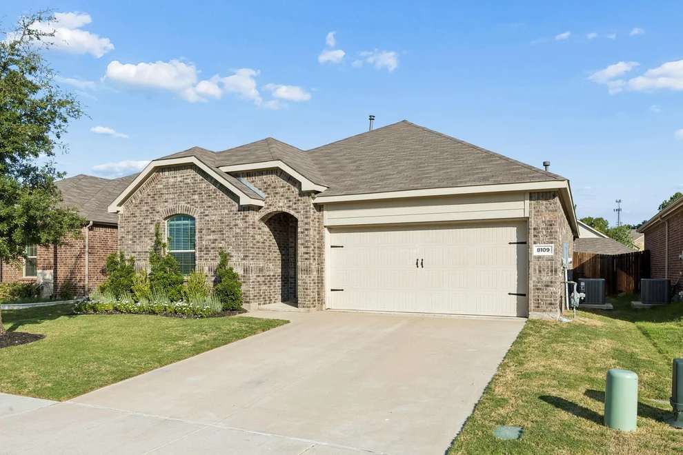Unit for sale at 8109 Green Heron Drive, McKinney, TX 75071