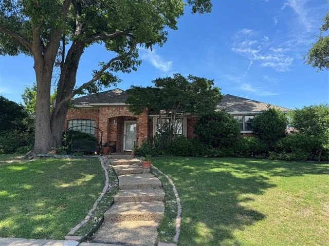 Unit for sale at 2317 Cliffside Drive, Plano, TX 75023