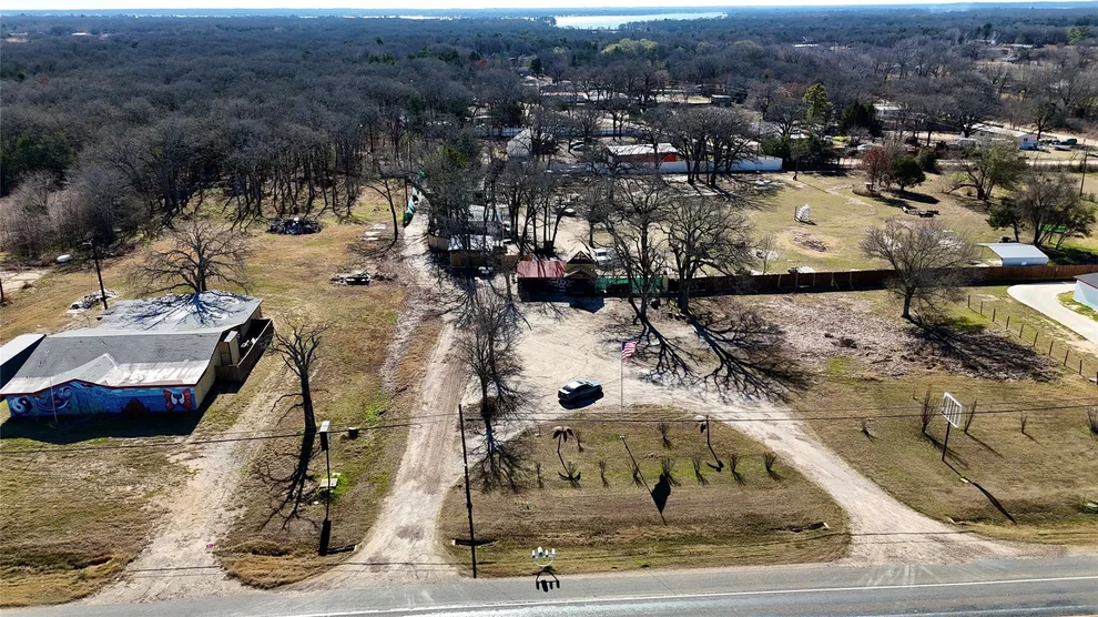 Unit for sale at 245 W State Highway 276, West Tawakoni, TX 75474