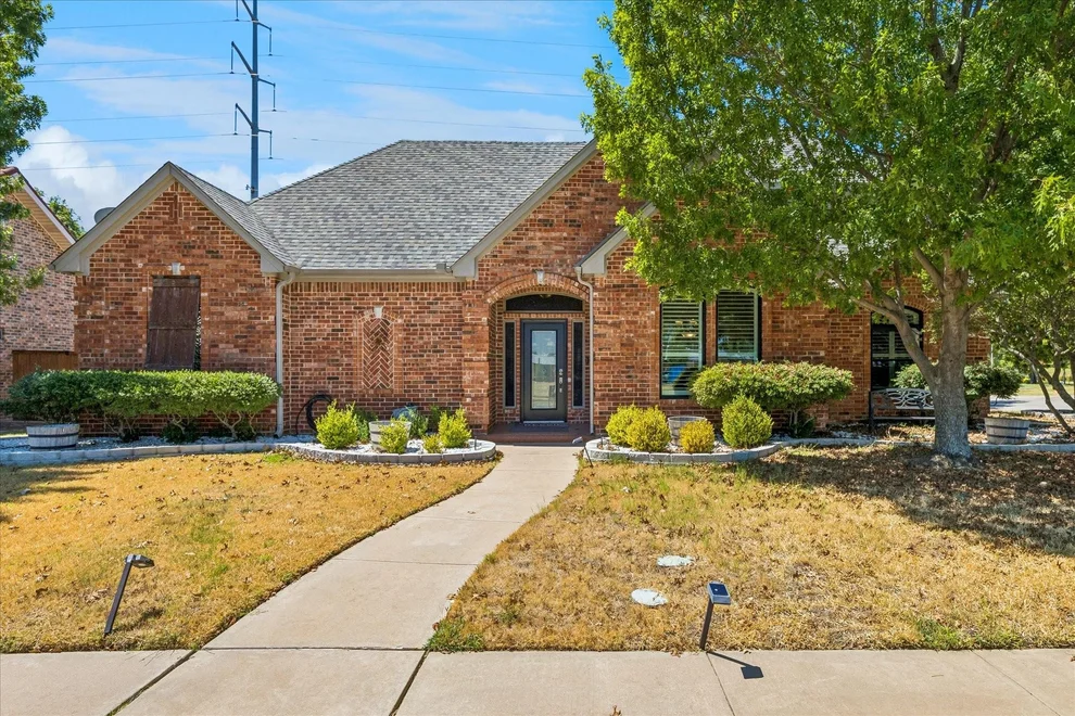 Unit for sale at 3800 Deer Forest Drive, Denton, TX 76208