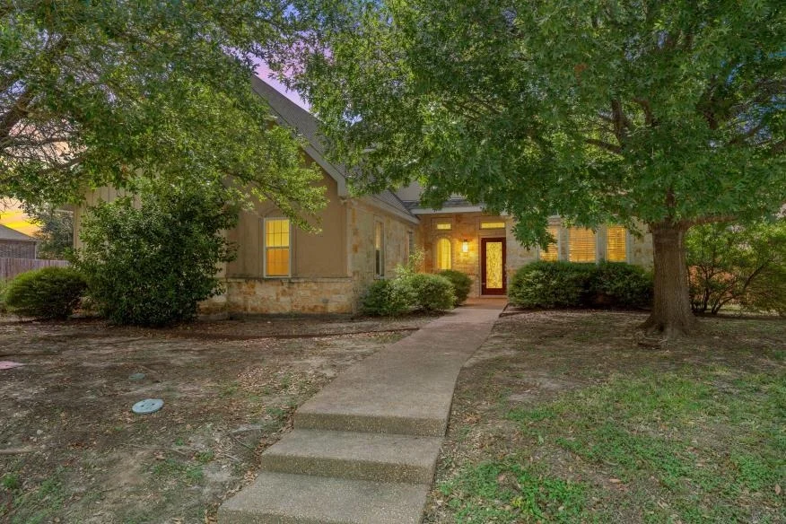 Unit for sale at 17015 Stonebriar Road, Woodway, TX 76712