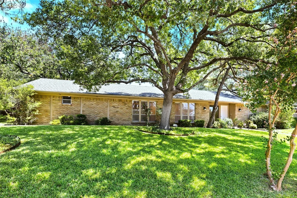Unit for sale at 14918 Vistaridge Drive, Dallas, TX 75248