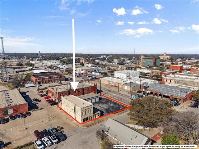 Unit for sale at 308 S Beaton Street, Corsicana, TX 75110
