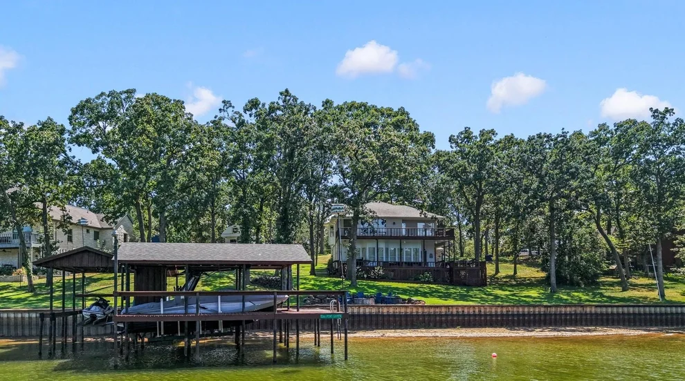 Unit for sale at 5366 Point LaVista, Malakoff, TX 75148
