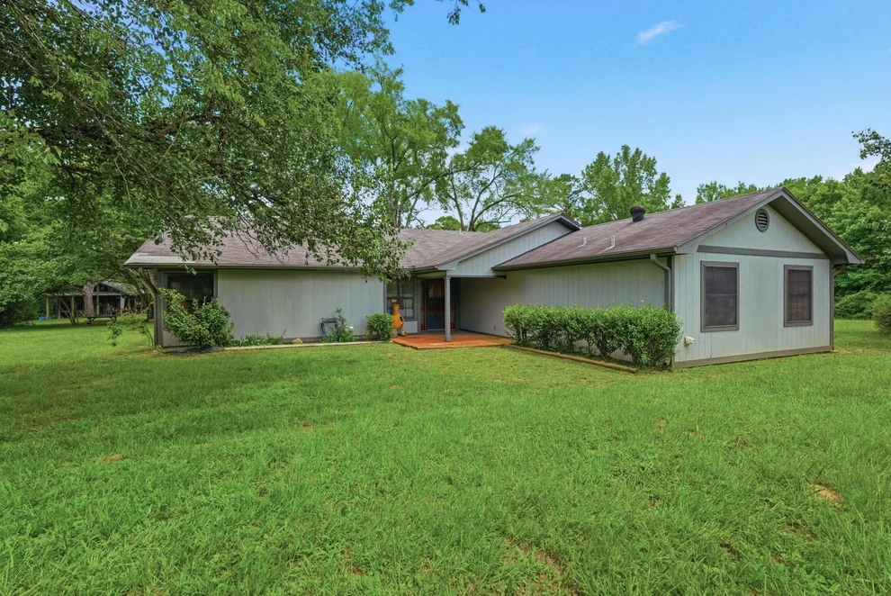 Unit for sale at 6146 County Road 334, Tyler, TX 75708