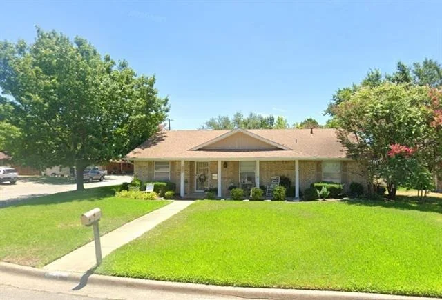 Unit for sale at 101 Noel Street, Waxahachie, TX 75165