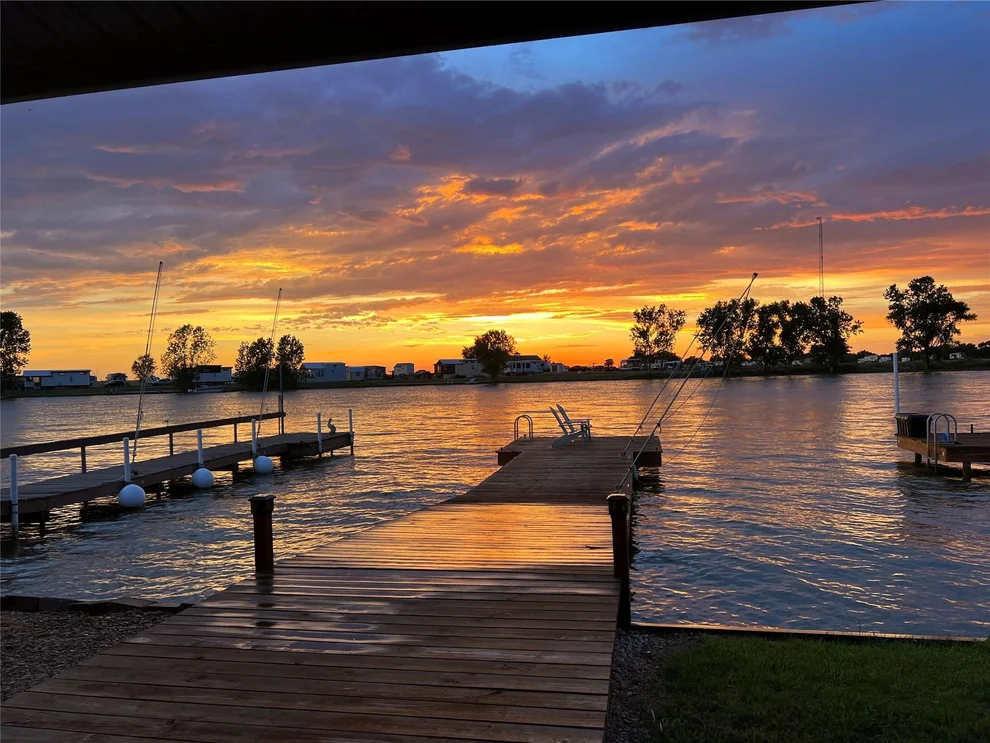 Unit for sale at 2058 Pelican Isle Drive, Kerens, TX 75144