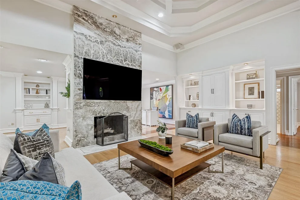 Unit for sale at 5322 W Mockingbird Lane, Dallas, TX 75209