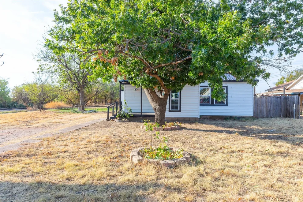 Unit for sale at 909 Lane Avenue, Abilene, TX 79601