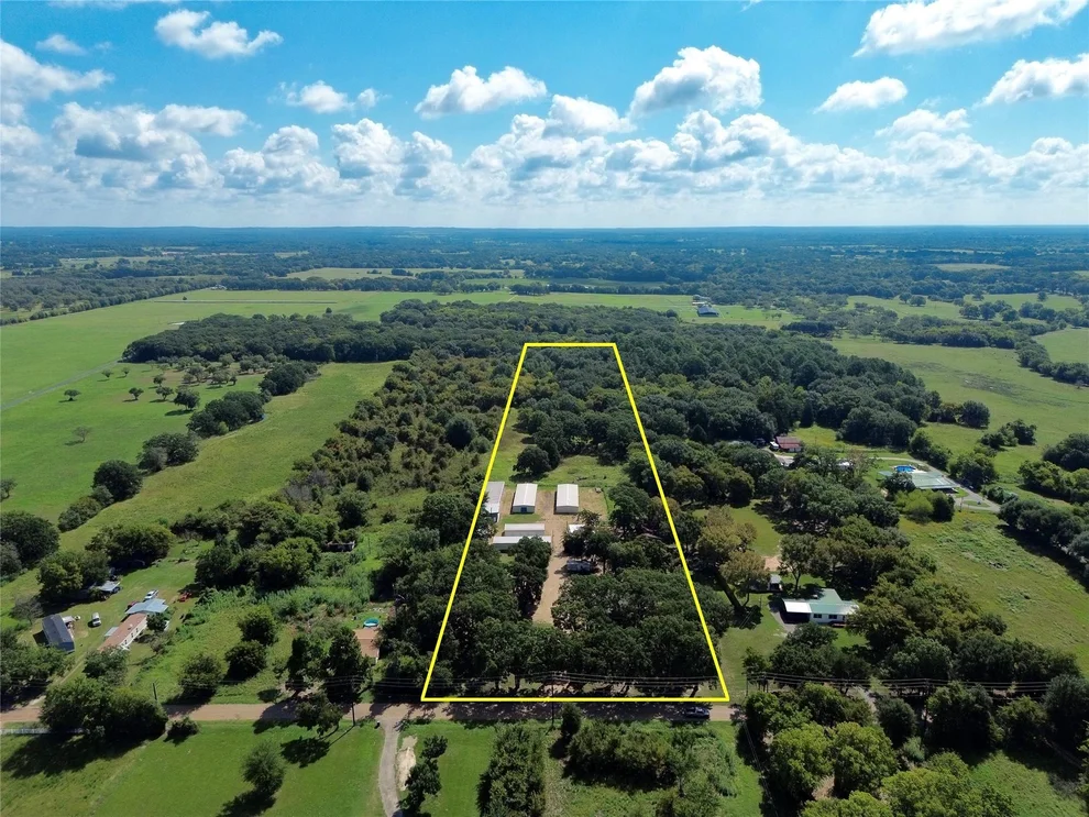 Unit for sale at 502 Peach Tree Road, Mabank, TX 75156