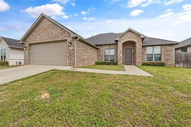 Unit for sale at 11415 Windsor Park, Tyler, TX 75709