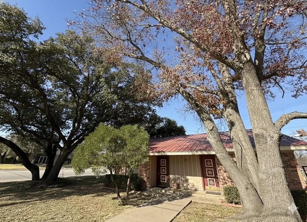 Unit for sale at 100 E Truett Street, Winters, TX 79567