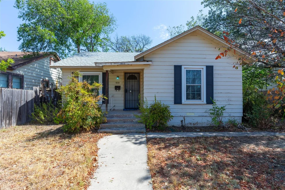 Unit for sale at 909 Grand Avenue, Abilene, TX 79605