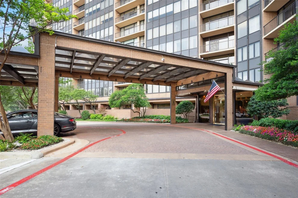 Unit for sale at 5200 Keller Springs Road, Dallas, TX 75248
