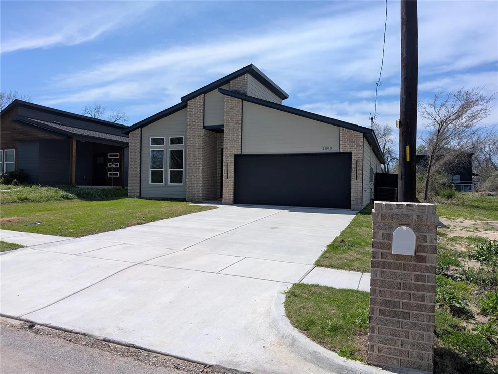 Unit for sale at 1890 JOHNSON Street, Greenville, TX 75401