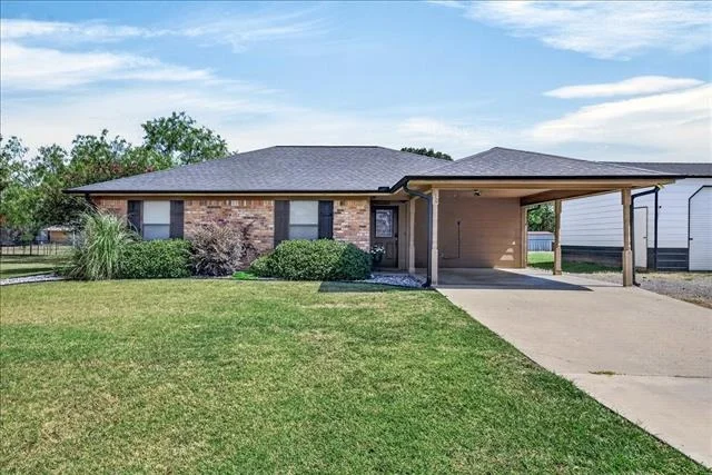 Unit for sale at 110 Rye Place, Gun Barrel City, TX 75156