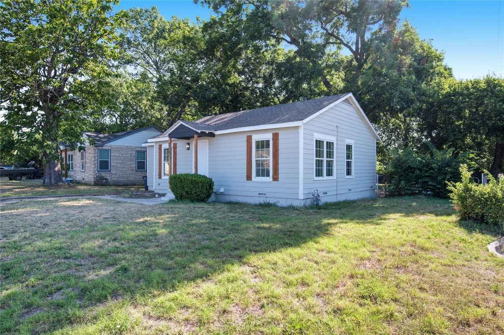 Unit for sale at 2321 Eastover Avenue, Fort Worth, TX 76105