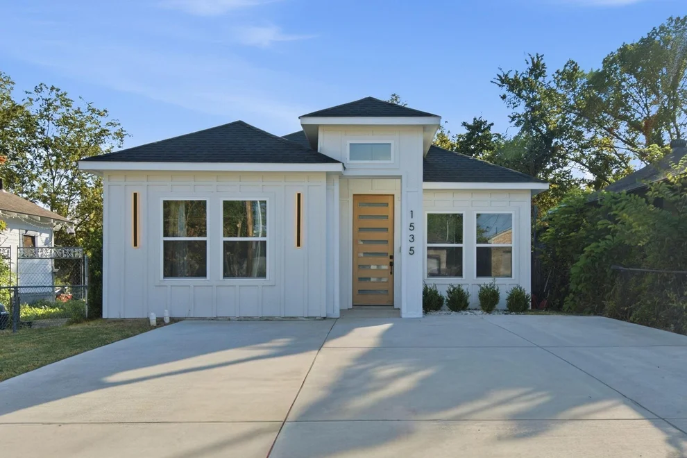 Unit for sale at 1535 Caldwell Street, Dallas, TX 75223