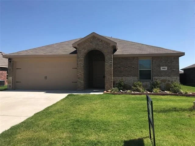 Unit for sale at 308 Saw Mill Road, Royse City, TX 75189