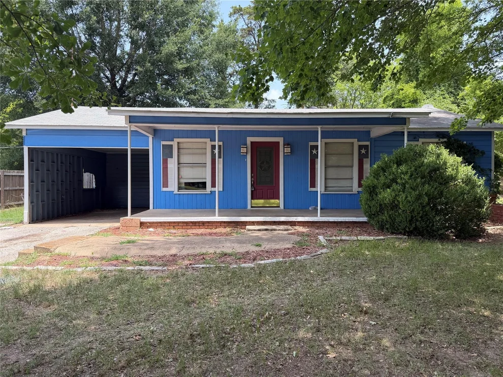 Unit for sale at 305 E Pliler Precise Road, Longview, TX 75605