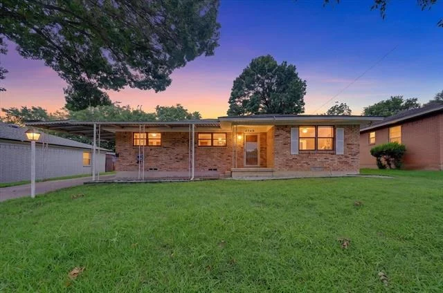 Unit for sale at 8730 Lapanto Lane, Dallas, TX 75227
