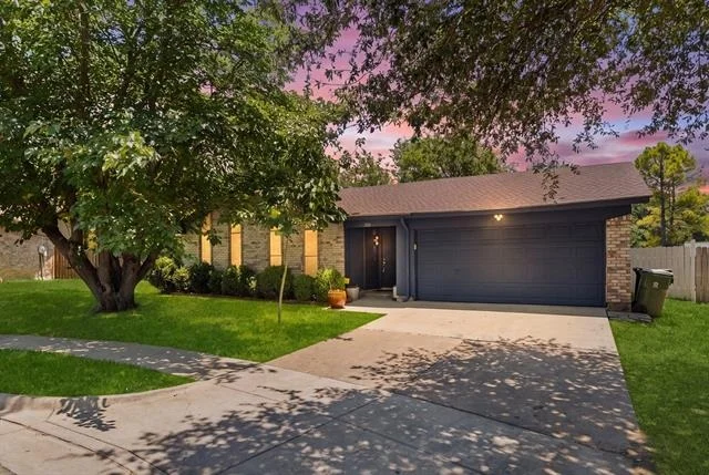 Unit for sale at 202 Fleetwood Court, Arlington, TX 76014