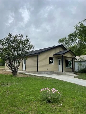 Unit for sale at 2515 Vine Street, Brownwood, TX 76801