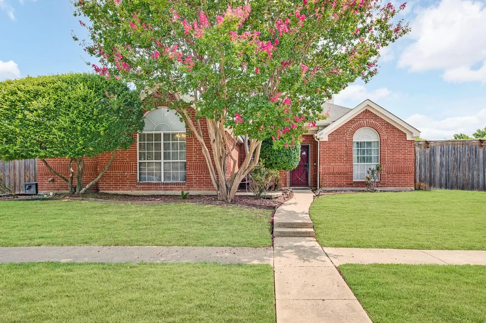 Unit for sale at 1926 Oak Bend Lane, Garland, TX 75040