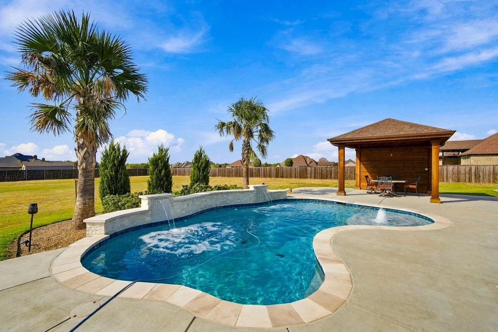 Unit for sale at 5620 Limestone Lane, Midlothian, TX 76065