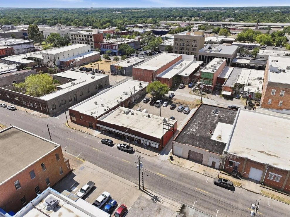 Unit for sale at 202-221 N Walnut Street, Sherman, TX 75090