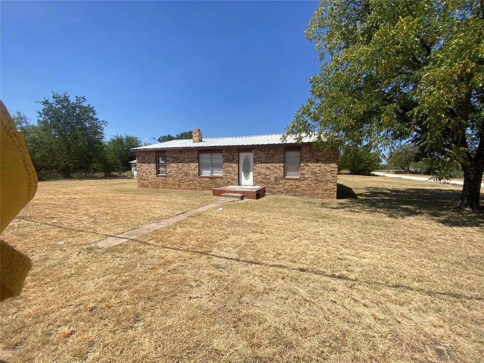 Unit for sale at 1415 Mountain Street, Coleman, TX 76834