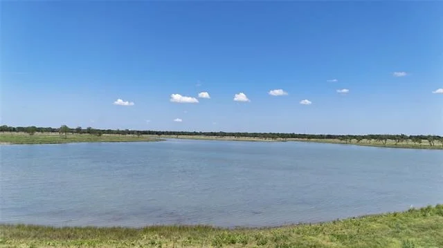 Unit for sale at 197 Waterfront Club Drive, Corsicana, TX 75110