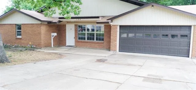 Unit for sale at 154 Bob White Road, Denison, TX 75020