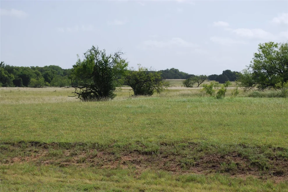 Unit for sale at 30001 Woodcrest Drive, Whitney, TX 76692