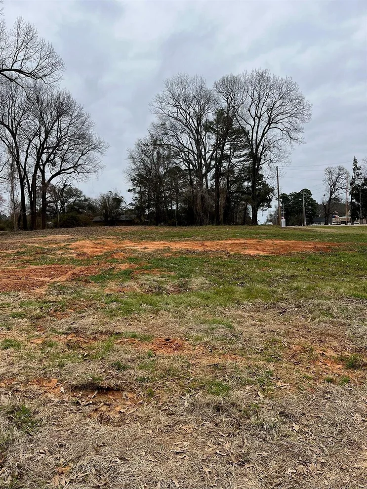 Unit for sale at 8499 N Kings Highway, Texarkana, TX 75503