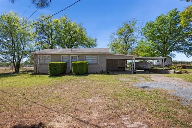 Unit for sale at 3004 FM 857 Grand Saline, Grand Saline, TX 75140