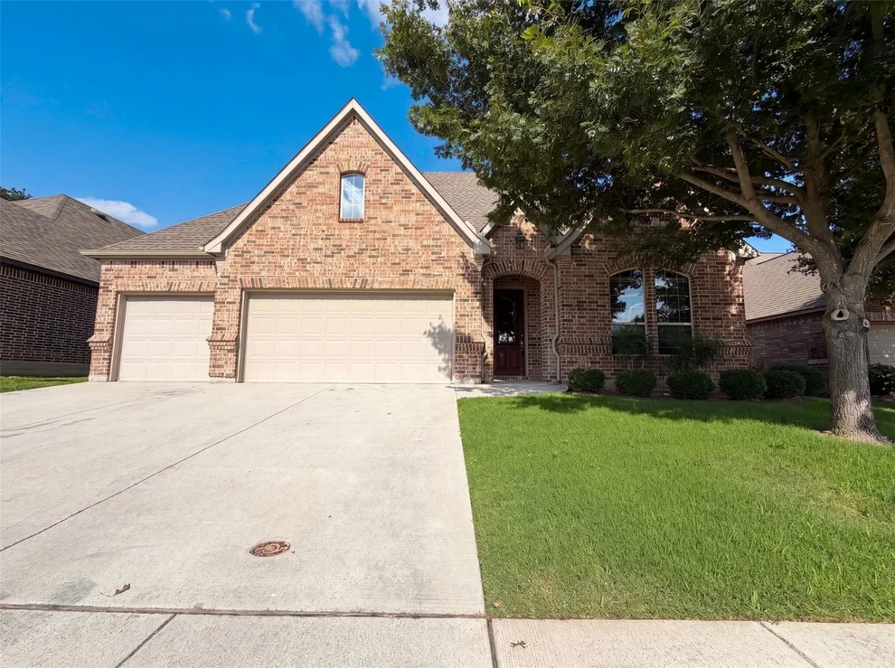 Unit for sale at 3005 S College Avenue, Decatur, TX 76234