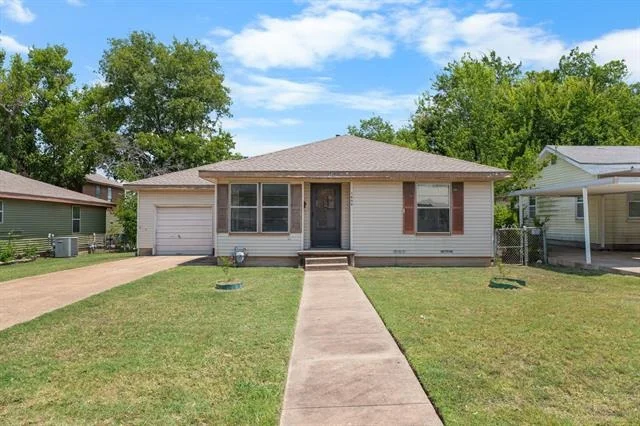 Unit for sale at 1409 Lawrence Drive, Waco, TX 76710