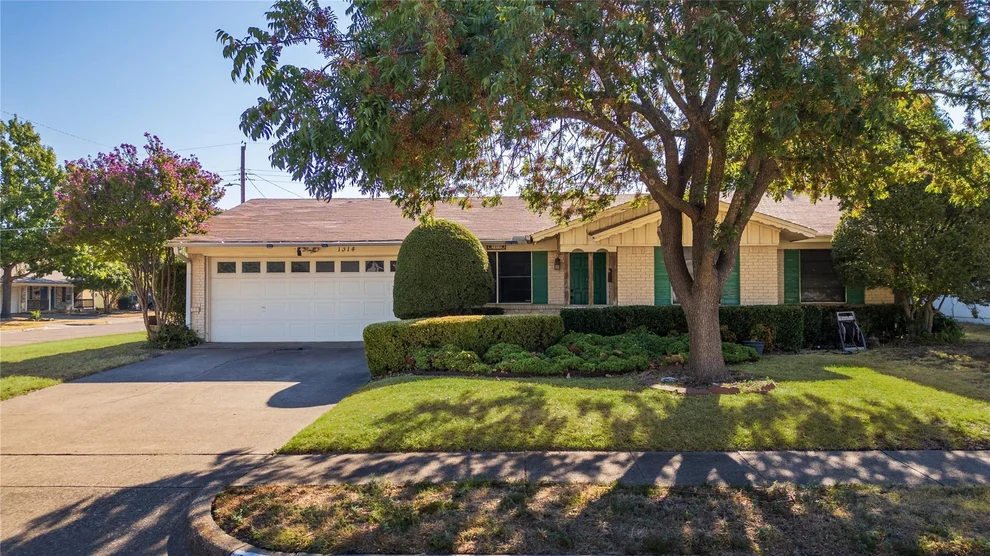 Unit for sale at 1314 Glenville Drive, Garland, TX 75042