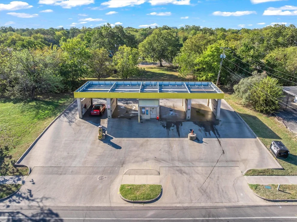 Unit for sale at 3937 Lee Street, Greenville, TX 75401