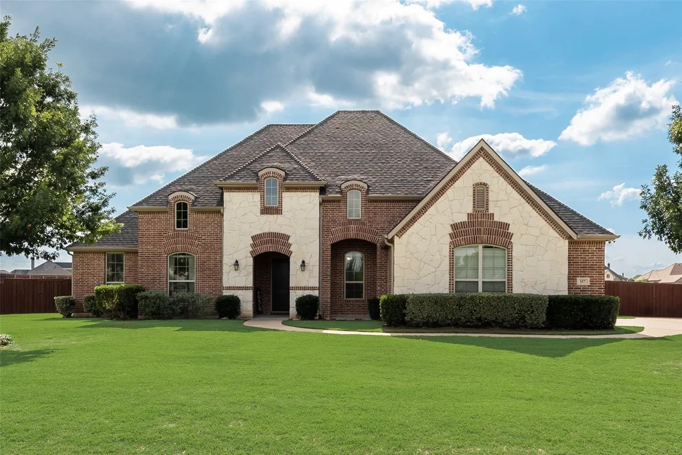 Unit for sale at 117 Shoreside Trail, Waxahachie, TX 75165
