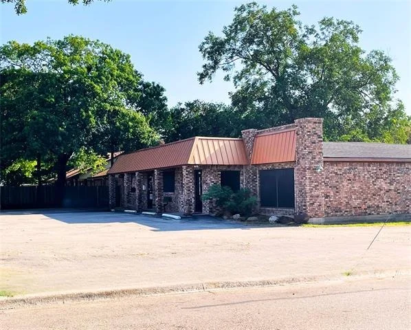 Unit for sale at 1600 N Waddill Street, McKinney, TX 75069