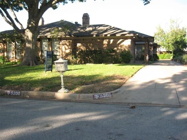 Unit for sale at 5200 Ledgestone Drive, Fort Worth, TX 76132